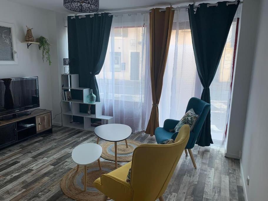 Appartement Avec Cours Gien Dış mekan fotoğraf